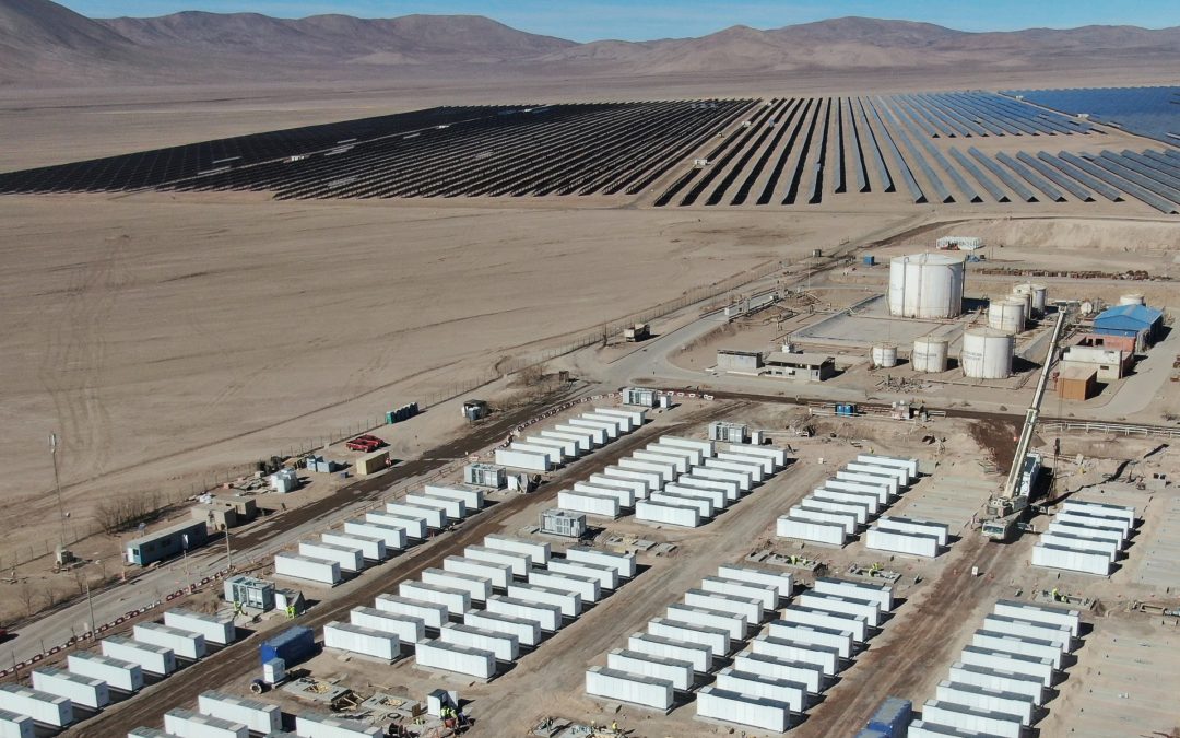 Avanza la construcción de proyectos de energía renovable y almacenamiento en la región de Antofagasta
