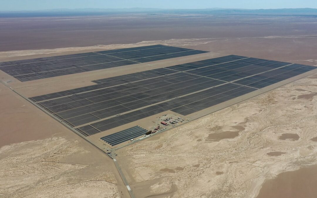 AES Chile compra Atacama Solar y refuerza su portafolio renovable