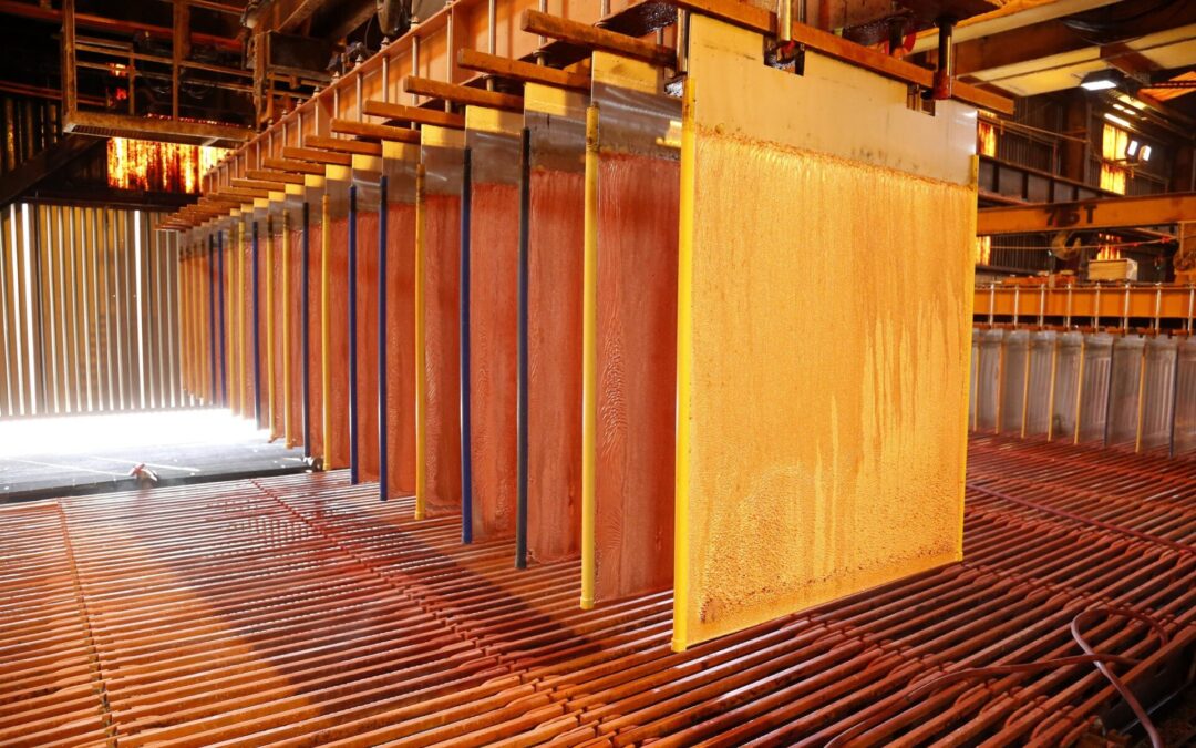 Chile consolida su liderazgo mundial en exportación de cobre y carbonato de litio