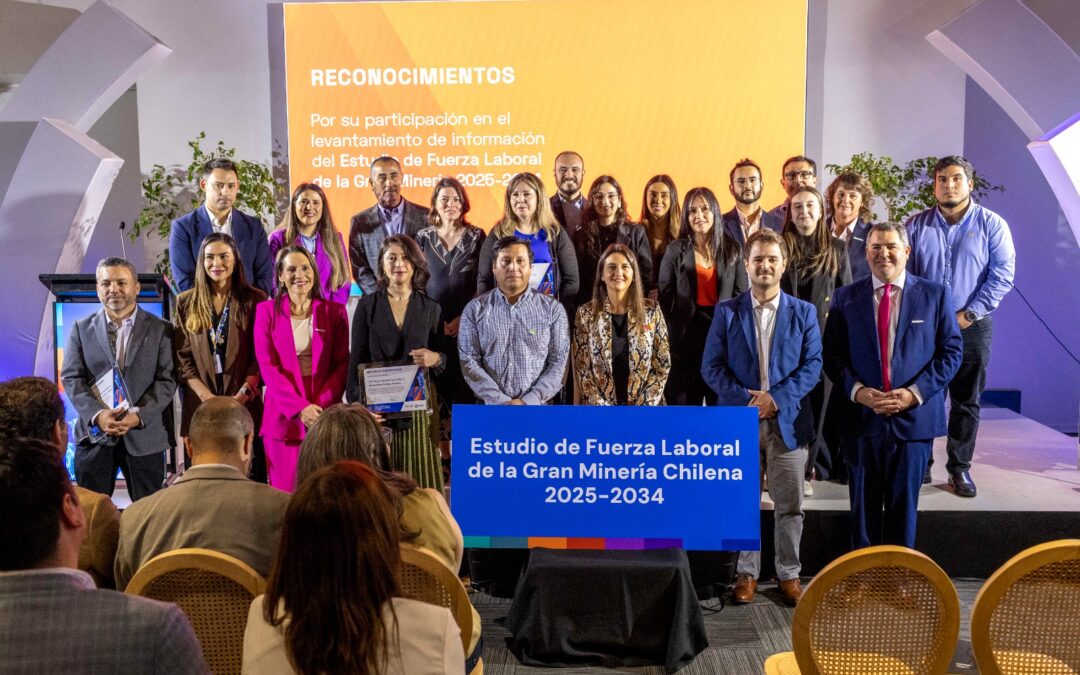 Fuerza laboral minera se duplicó en ocho años y requerirá 37 mil nuevos trabajadores al 2034