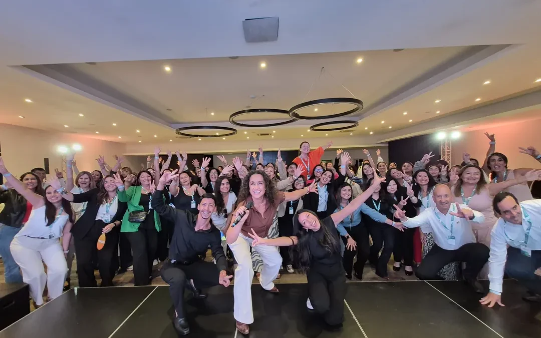 Antucoya fortalece liderazgo femenino con encuentro de mujeres de empresas colaboradoras
