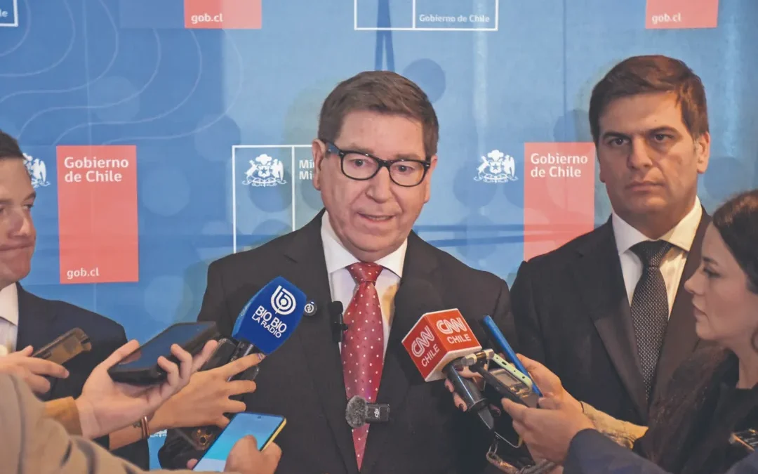 Comisión de Minería cita a biministro Mas por tierras raras y minerales críticos