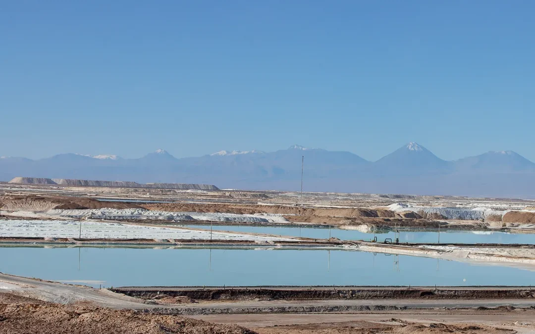 Novandino Litio ingresa proyecto eléctrico por US$85 millones para el Salar de Atacama