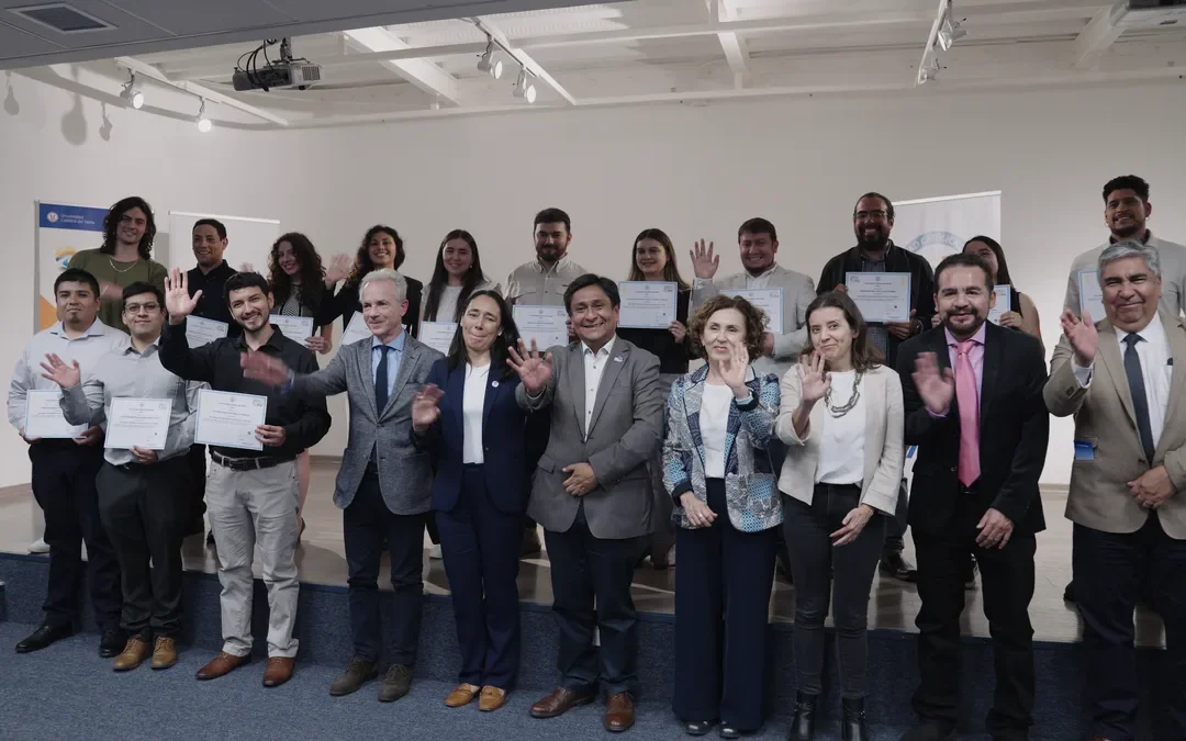 Antofagasta forma 38 especialistas en hidrogeología de salares