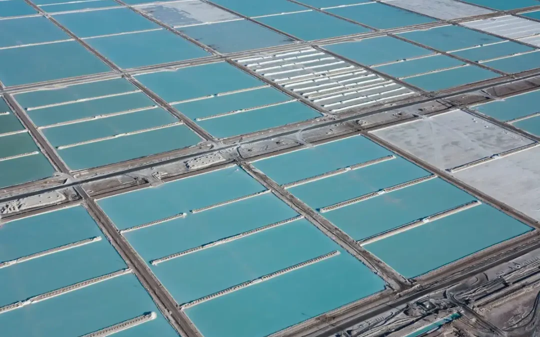 Litio chileno: nueva tecnología busca reducir costos y energía para fabricar baterías